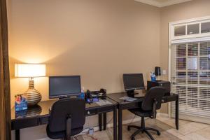 Apartments For Rent in Houston, Texas - Cyber Cafe Area