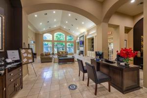 Apartments For Rent in Houston, Texas - Interior Leasing Office Seating Area